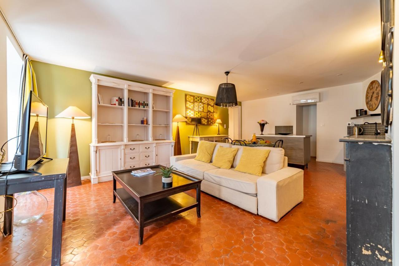 L'Envoutement Provencal Au Coeur De L'Ecusson - Une Nuit A Nîmes Exterior photo
