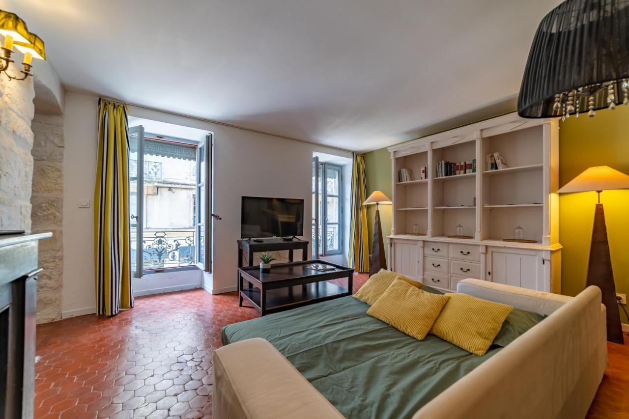 L'Envoutement Provencal Au Coeur De L'Ecusson - Une Nuit A Nîmes Exterior photo